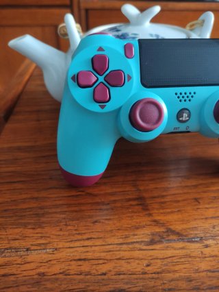 MANDO NUEVO DE PS4 BERRY BLUE
