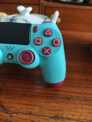 MANDO NUEVO DE PS4 BERRY BLUE