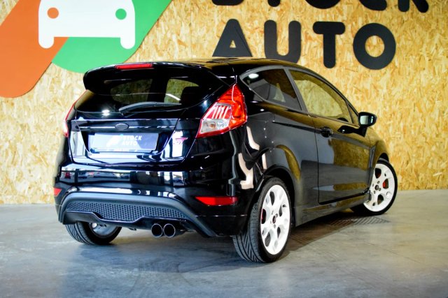 Ford Fiesta ST 2016