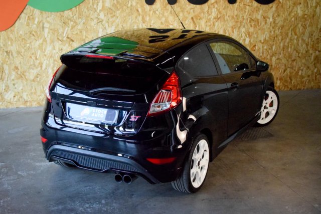Ford Fiesta ST 2016