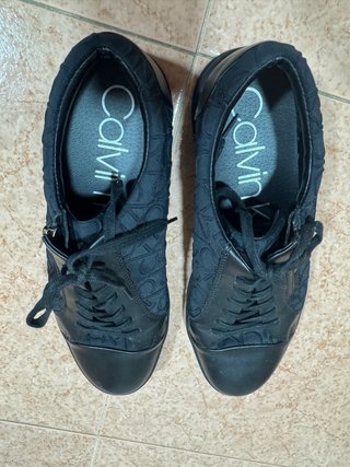 Zapatilla Calvin Klein Negra con Cremallera