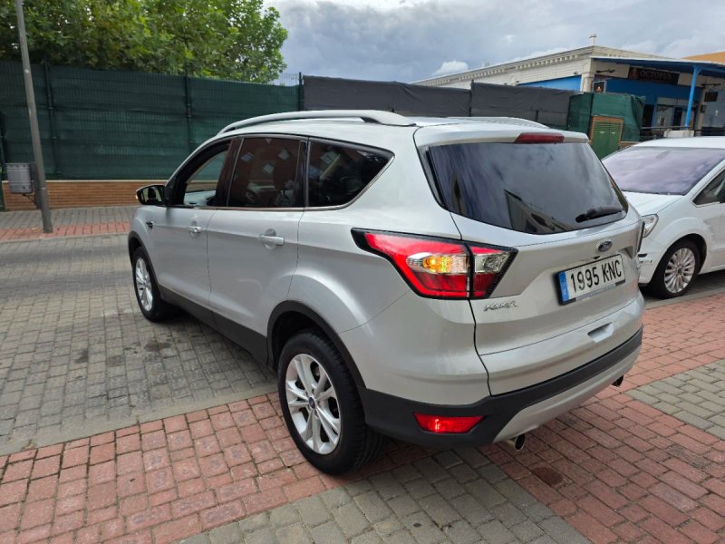 Ford Kuga 2018, foto 6