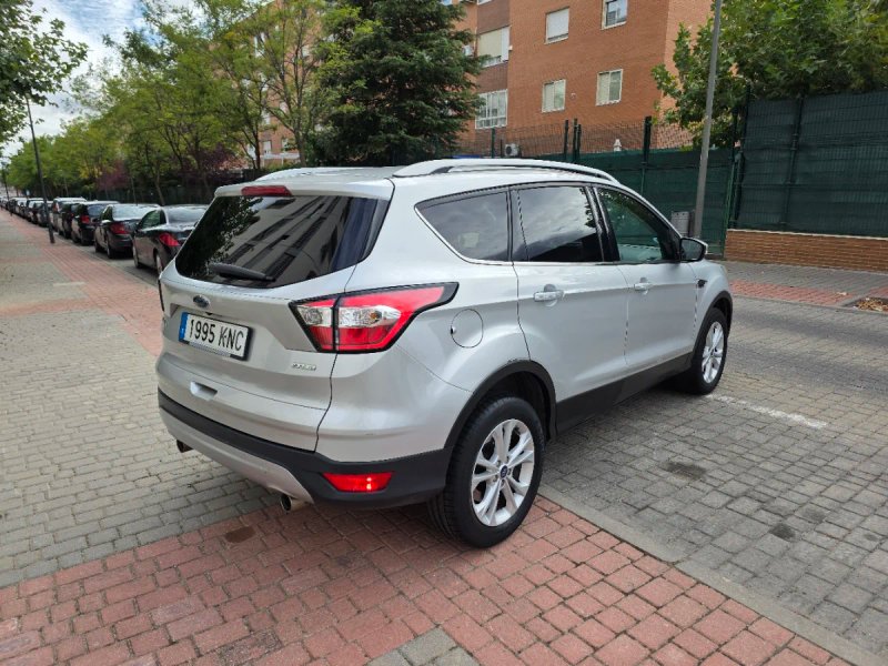 Ford Kuga 2018, foto 8