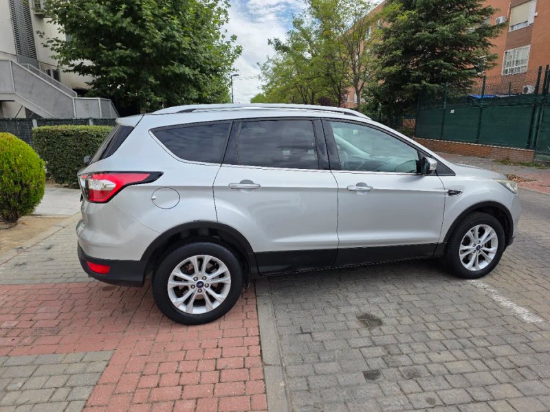 Ford Kuga 2018, foto 9
