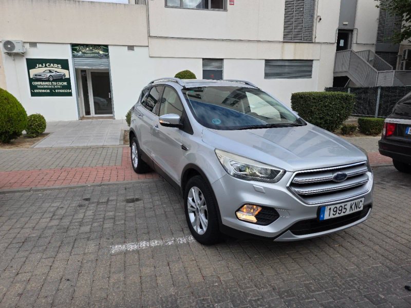 Ford Kuga 2018, foto 11