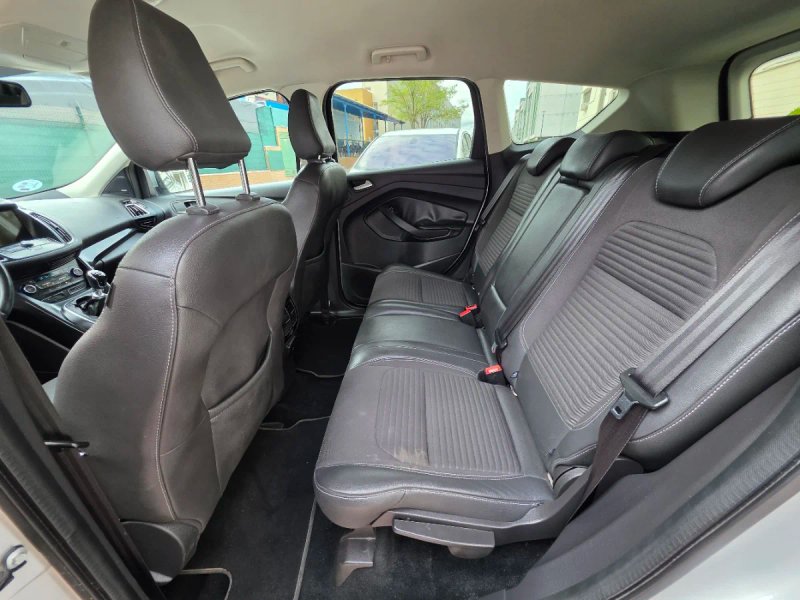 Ford Kuga 2018, foto 19