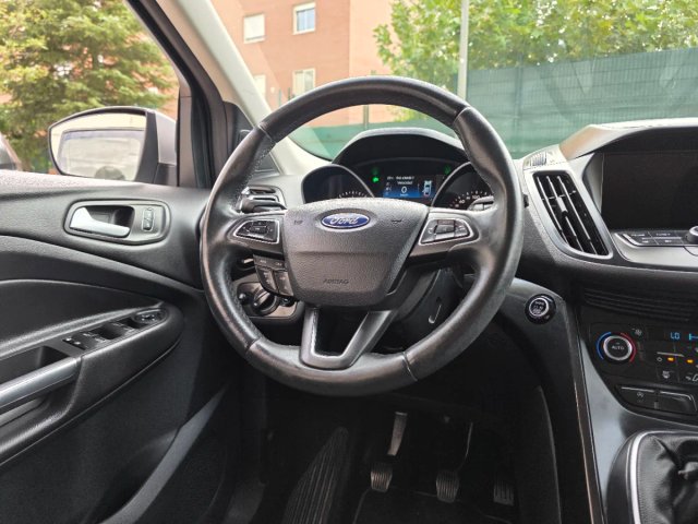Ford Kuga 1.5 EcoBoost 150 Titanium Nacional