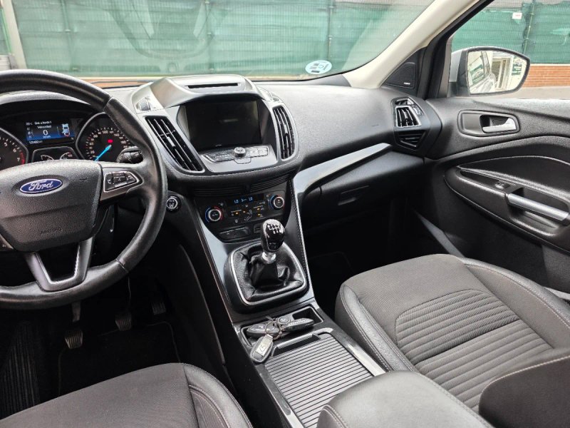 Ford Kuga 2018, foto 24