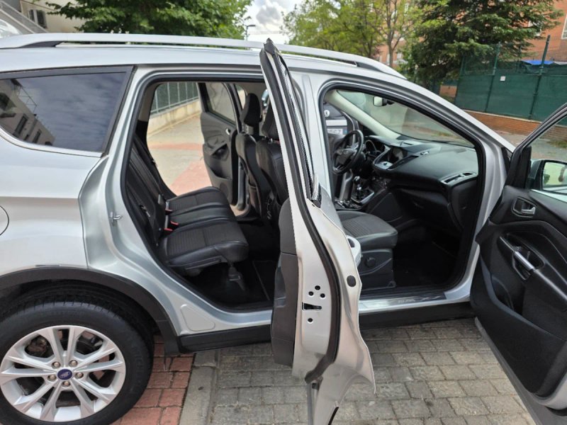 Ford Kuga 2018, foto 36