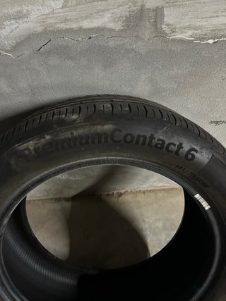 Neumático Continental PremiumContact