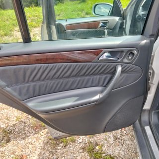 Mercedes-Benz Clase C 240 manual