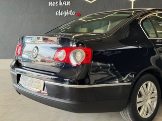 Volkswagen Passat 2008 ¡DIESEL 140cv!