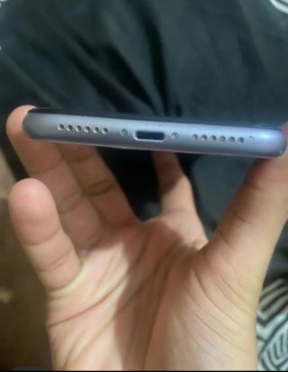 iPhone 11 Apple lila 85% bateria