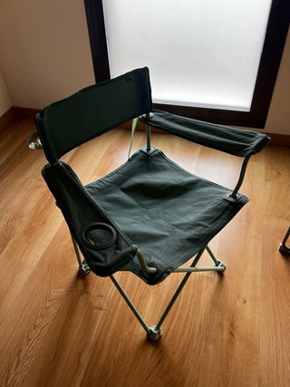 Mesa y 2 Sillas Plegables Camping Quechua
