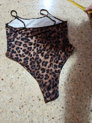 Conjunto leopardo pantalón y top
