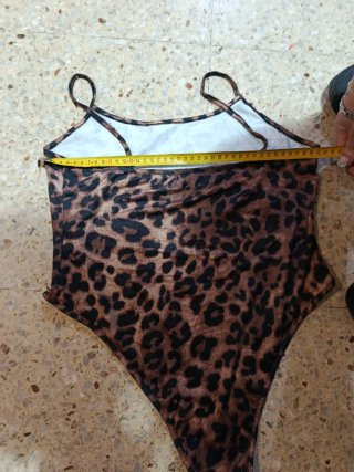 Conjunto leopardo pantalón y top