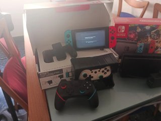 Nintendo Switch Azul/Rojo + Mario Kart