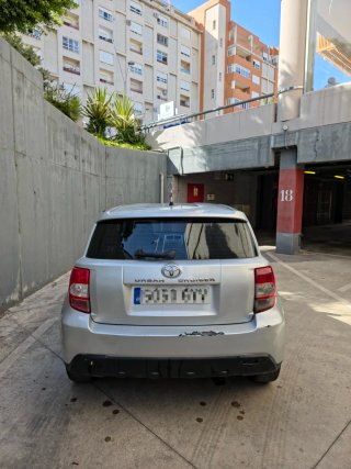 Toyota Urban Cruiser 2010