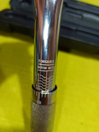 Llave dinamométrica de trinquete