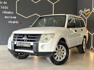 Mitsubishi Montero 2011