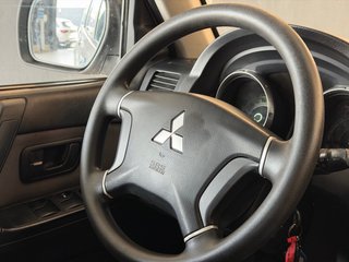 Mitsubishi Montero 2011
