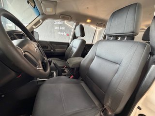 Mitsubishi Montero 2011