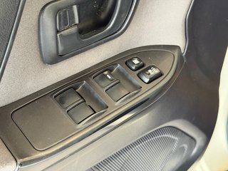 Mitsubishi Montero 2011