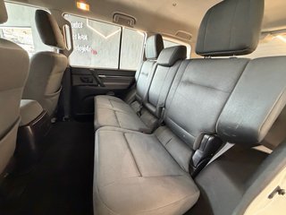 Mitsubishi Montero 2011