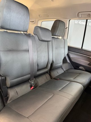 Mitsubishi Montero 2011