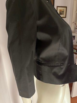 Peserico Blazer Corto Elegante Nero