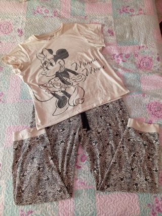 Pijama Minnie Mouse Primark Talla M