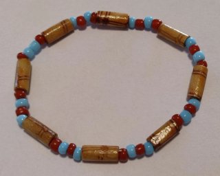 3 bracciali braccialetti elasticizzati perline