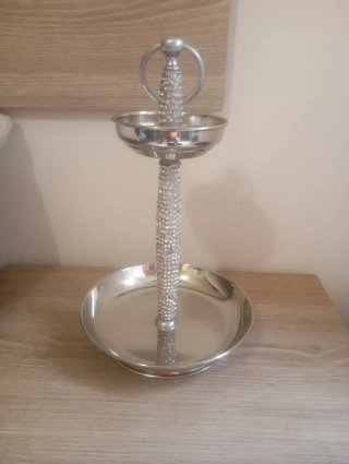Frutero de plata con adornos
