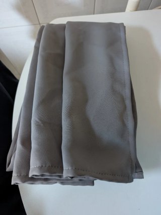 Cortina gris claro 132x160