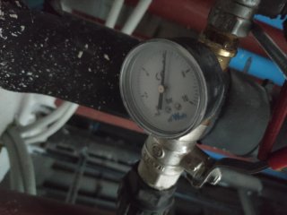 Hago trabajos de soldadura y fontanería