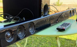 LG NB3530A Barra Sonido + Subwoofer 300W Bluetooth