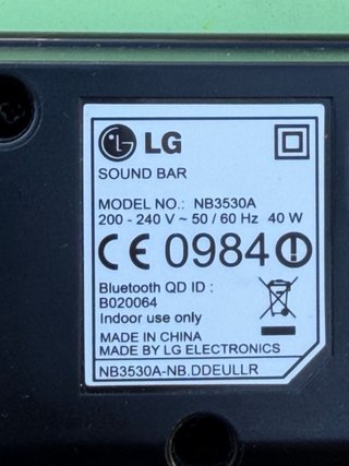 LG NB3530A Barra Sonido + Subwoofer 300W Bluetooth