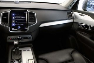 Volvo XC90 2.0 D5 MOMENTUM 4WD AUTO 5P 7 PLAZAS