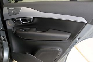 Volvo XC90 2.0 D5 MOMENTUM 4WD AUTO 5P 7 PLAZAS