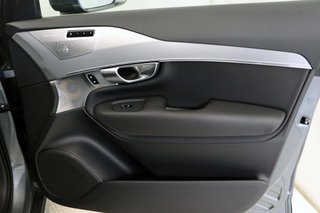 Volvo XC90 2.0 D5 MOMENTUM 4WD AUTO 5P 7 PLAZAS
