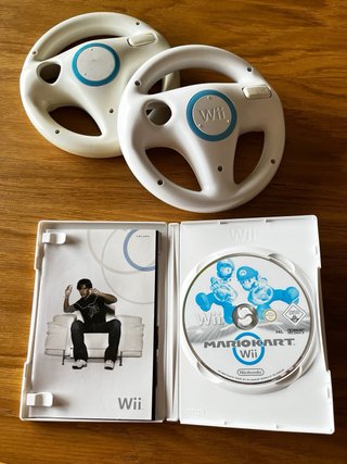 Mario Kart Wii + 2 Volantes Wii