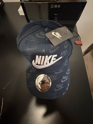 Gorra Nike Negra y Azul