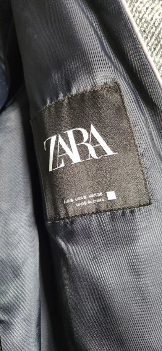 Abrigo Zara Gris. Talla M. Ropa de hombre