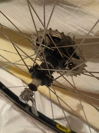 Ruedas Mavic Cosmos vittoria zafiro pro Shimano 9V
