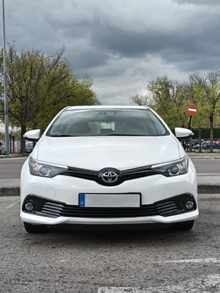 Toyota Auris 2016