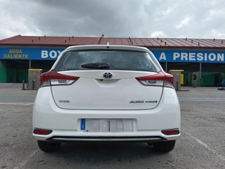Toyota Auris 2016