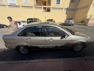 Ford Focus ghia 2004