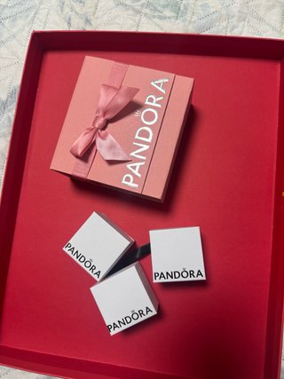 Caja Pandora Rosa con Lazos