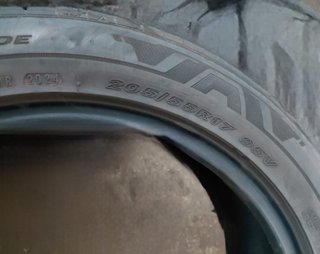 Neumático Nexen 205/55R17