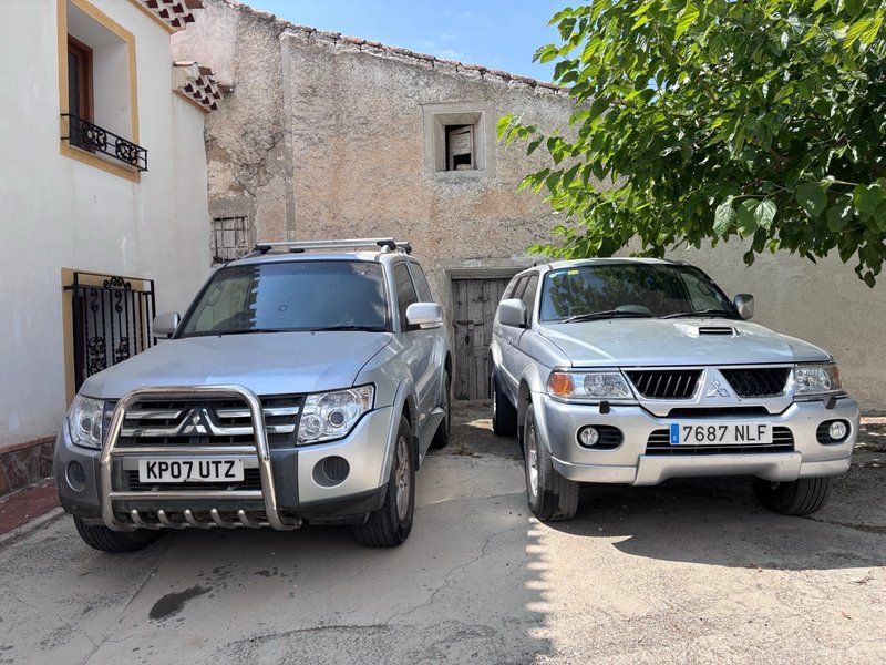 2 Mitsubishi  de 2007 se venden los dos a 16.000 - foto 1